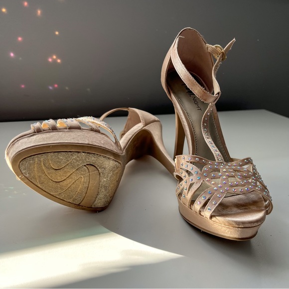 Rose gold sparkly heels - Picture 6 of 6